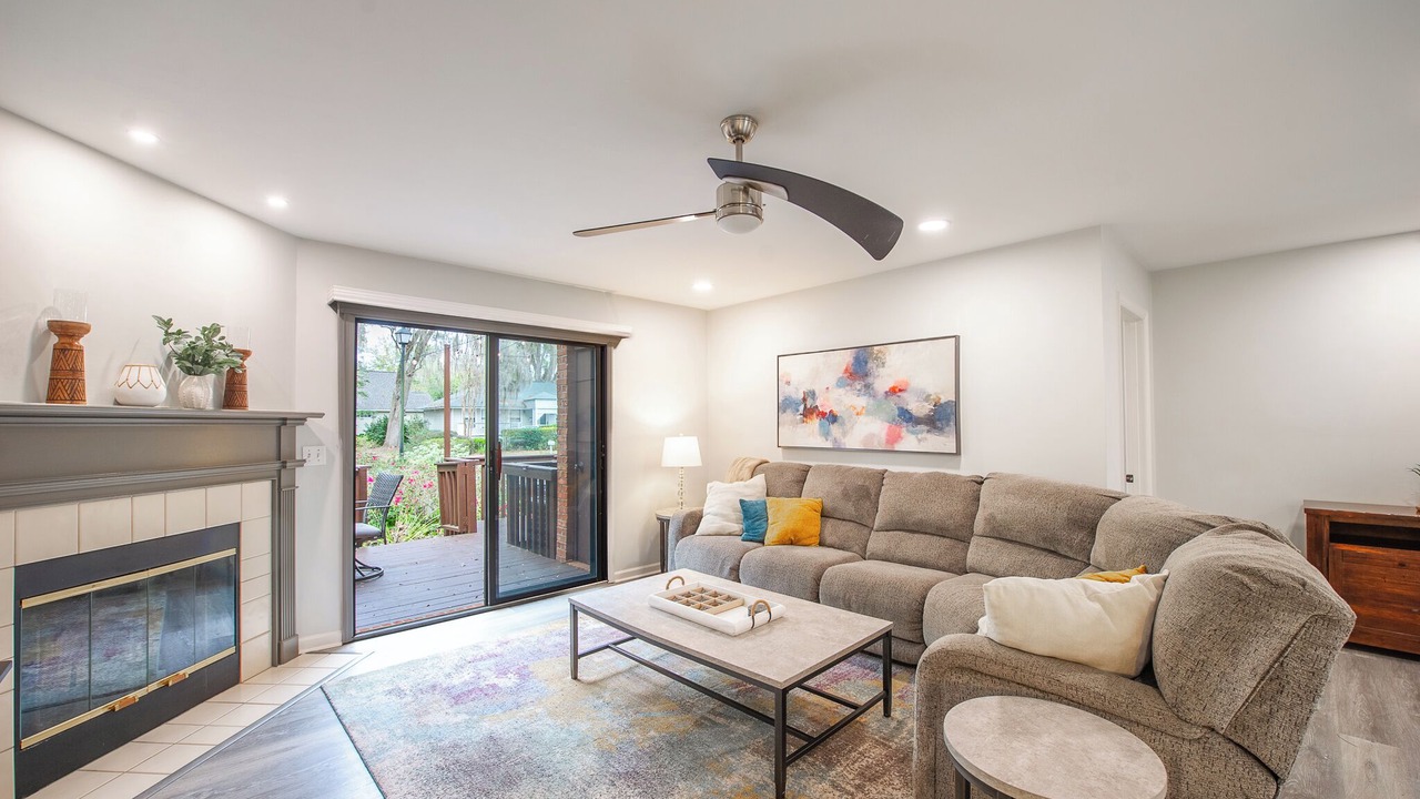 Photo of Livingroom in Killearn Estates