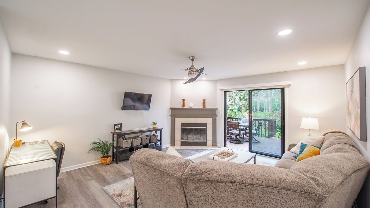 Photo of Livingroom in Killearn Estates