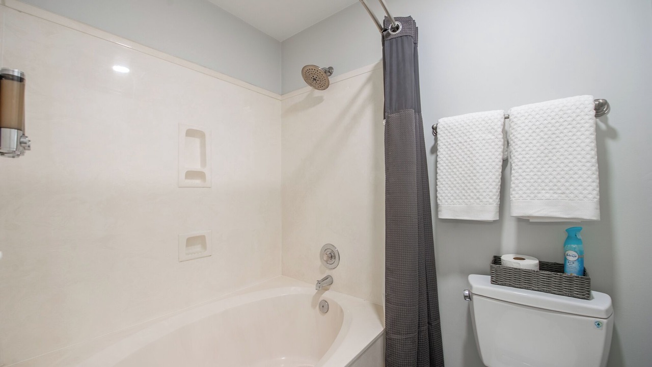 Photo of Bathroom in Killearn Estates