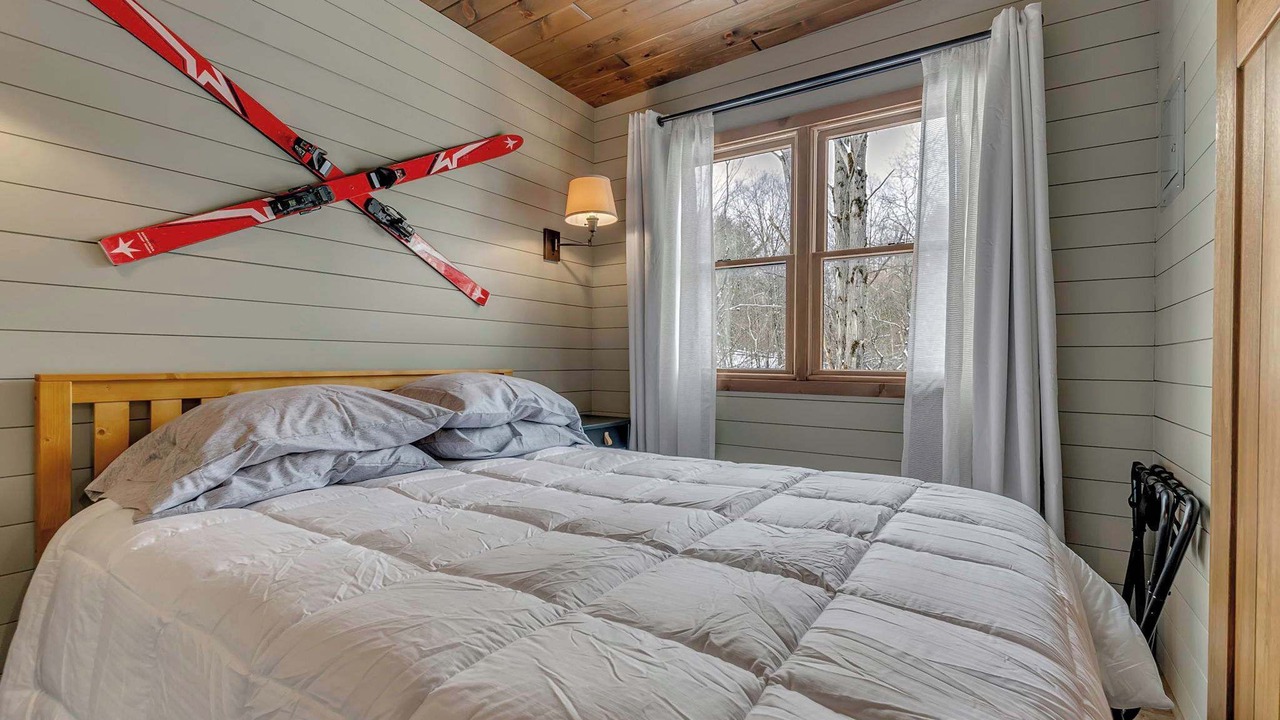 Photo of Bedroom in Great Valley