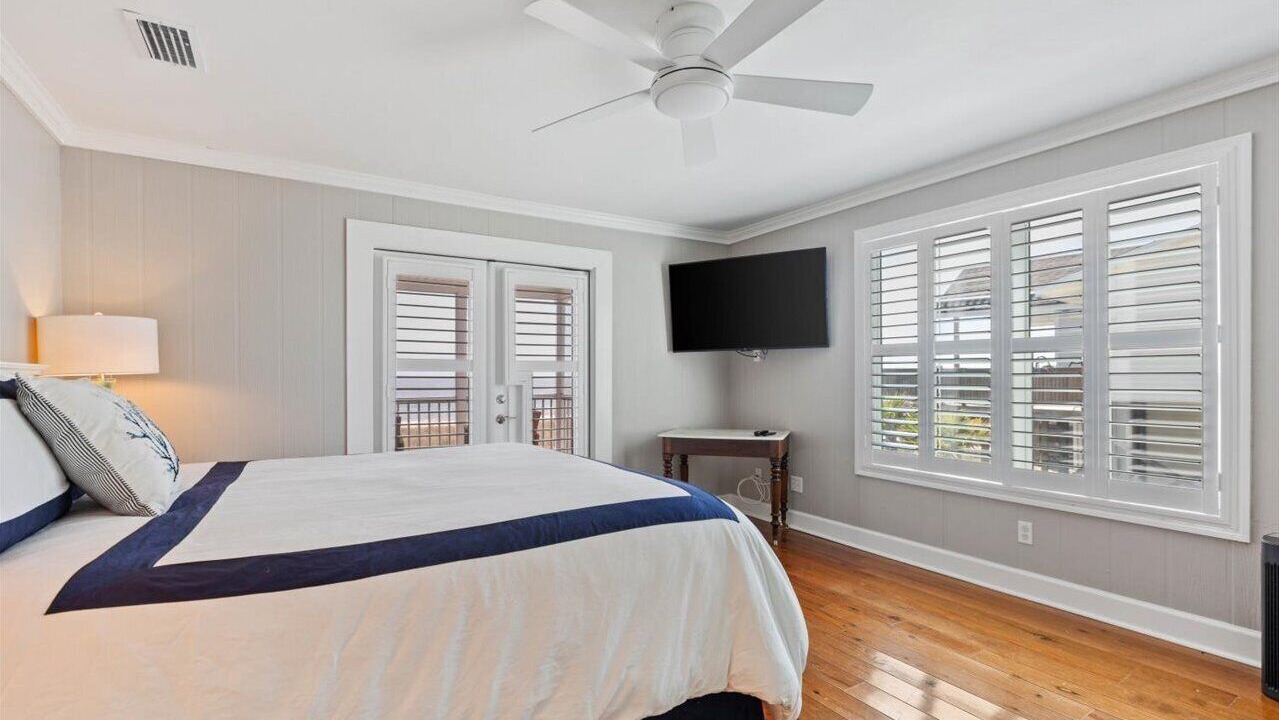 Photo of Bedroom in Alligator Point