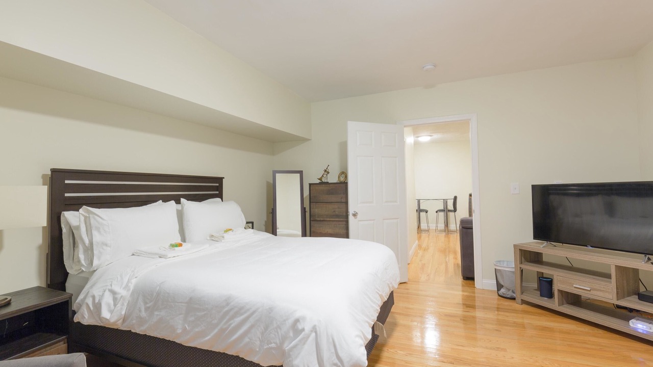 Photo of Bedroom in Fenway–Kenmore