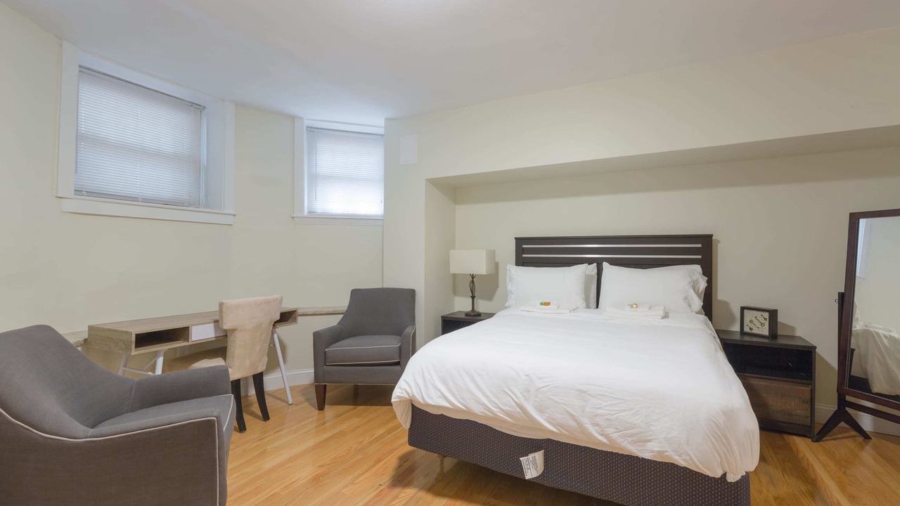 Photo of Bedroom in Fenway–Kenmore