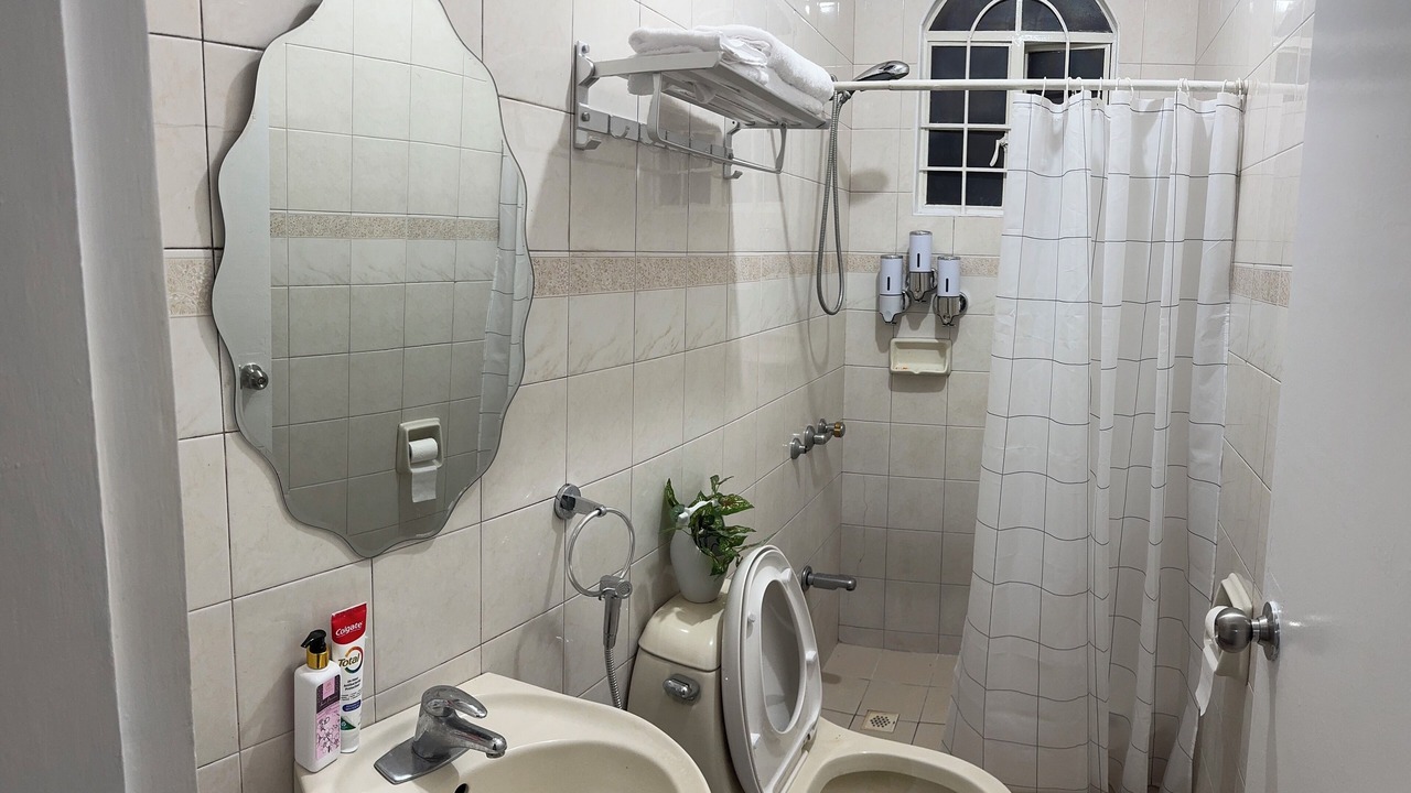Photo of Bathroom in Las Pinas