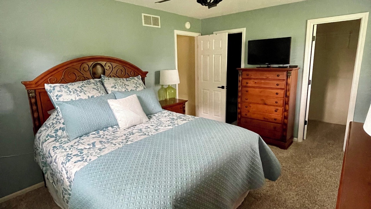 Photo of Bedroom in Mishawaka