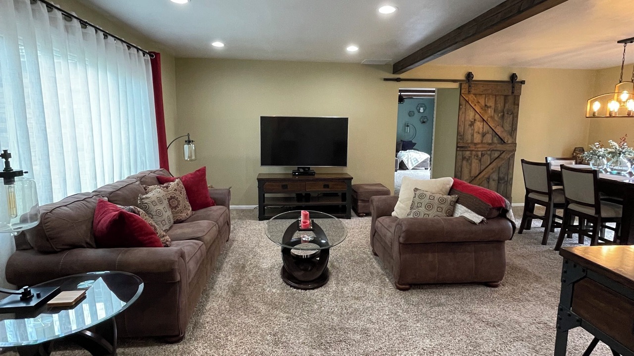 Photo of Livingroom in Mishawaka
