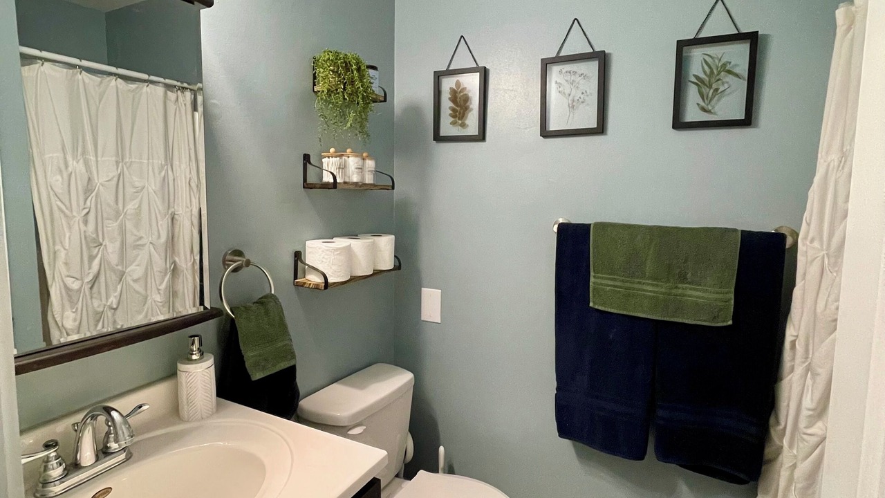 Photo of Bathroom in Mishawaka