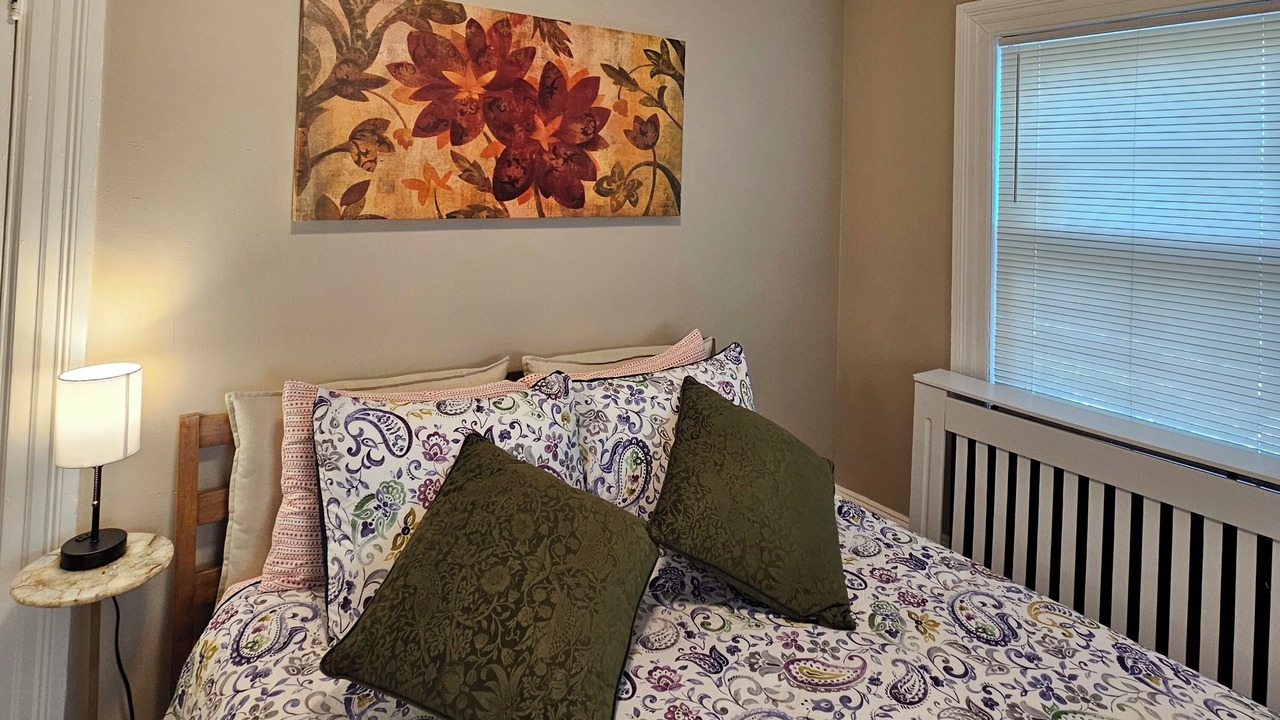 Photo of Bedroom in Mid-Cambridge