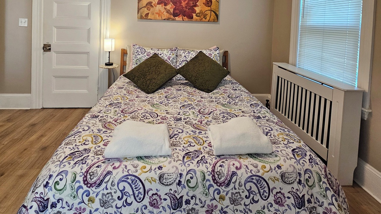 Photo of Bedroom in Mid-Cambridge