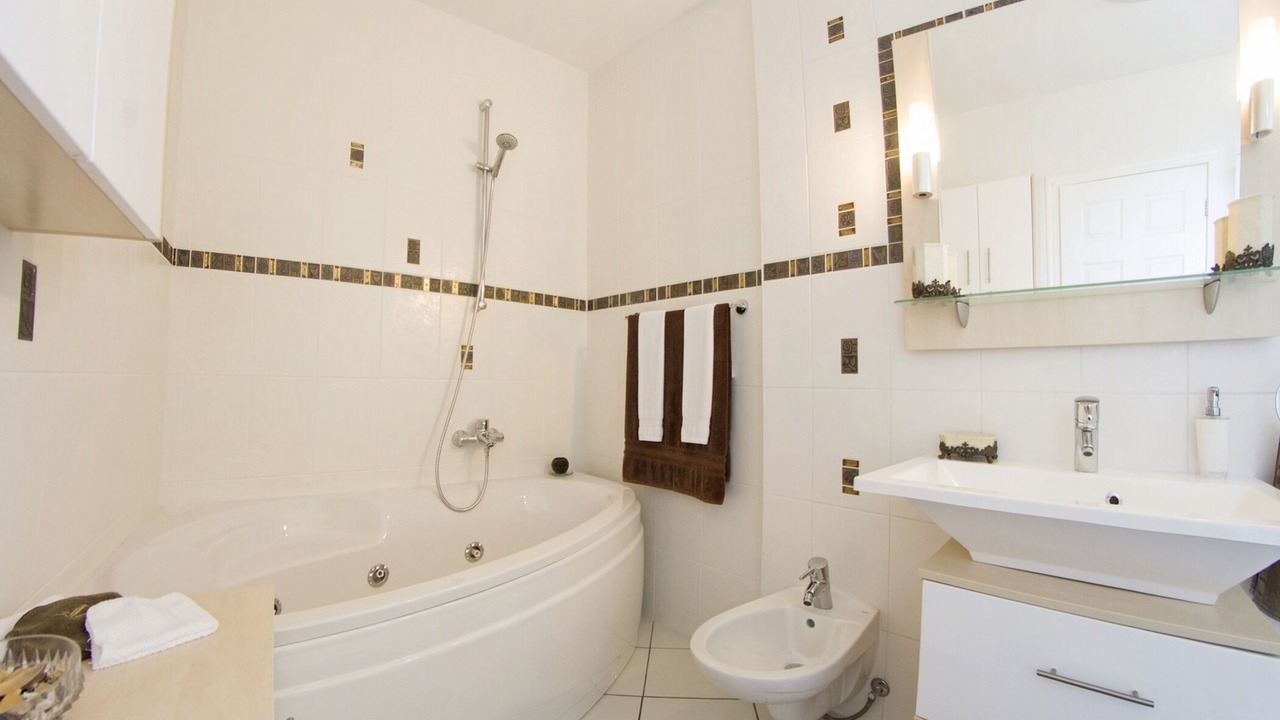 Photo of Bathroom in Sumartin