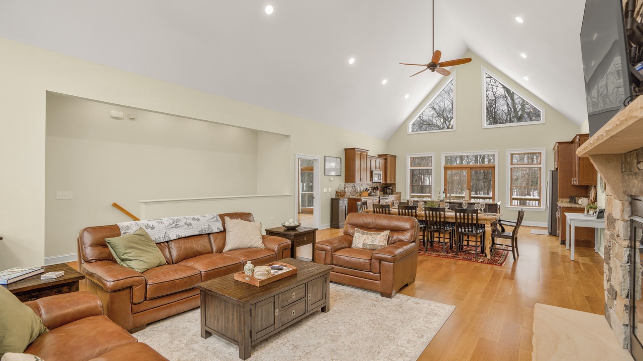 Photo of Livingroom in Treeloft
