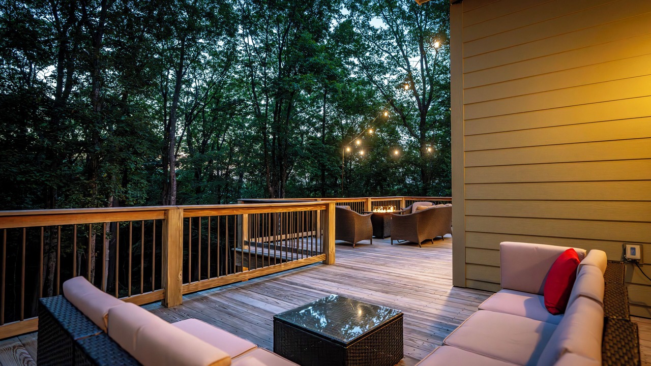 Photo of Patio Balcony in Treeloft