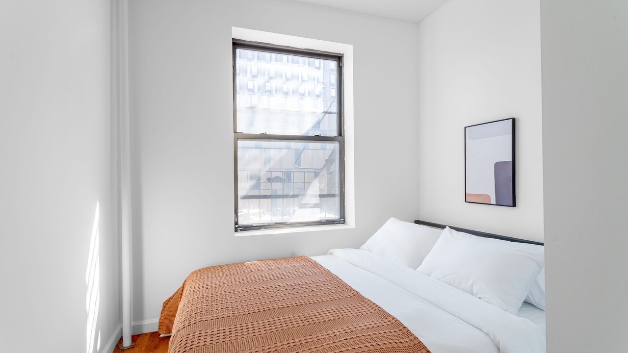Photo of Bedroom in Chinatown