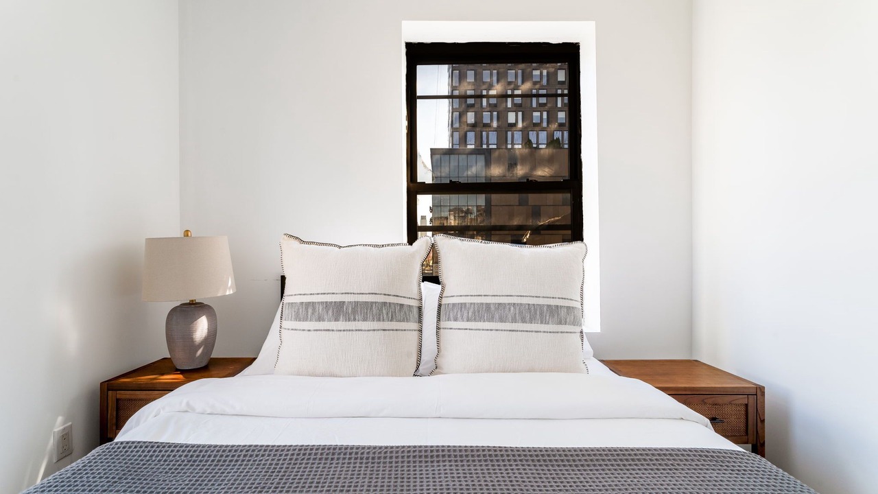 Photo of Bedroom in Chinatown