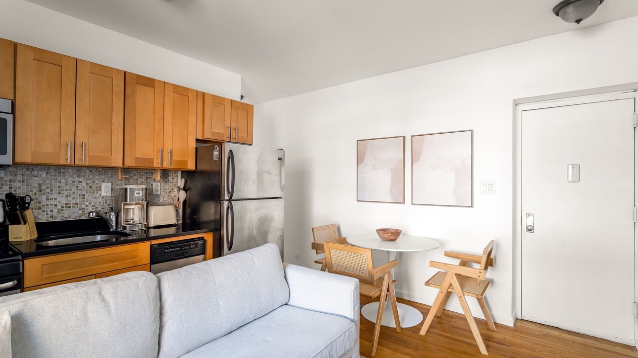Photo of Livingroom in Chinatown
