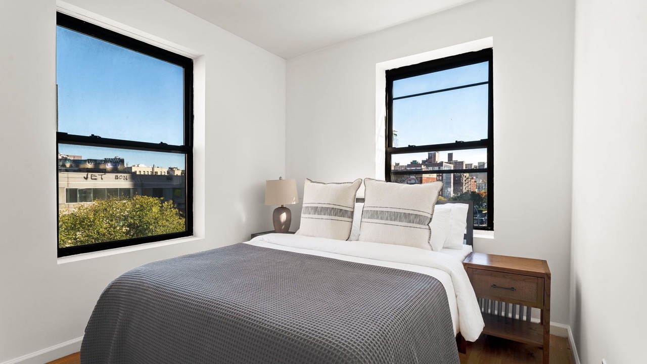 Photo of Bedroom in Chinatown