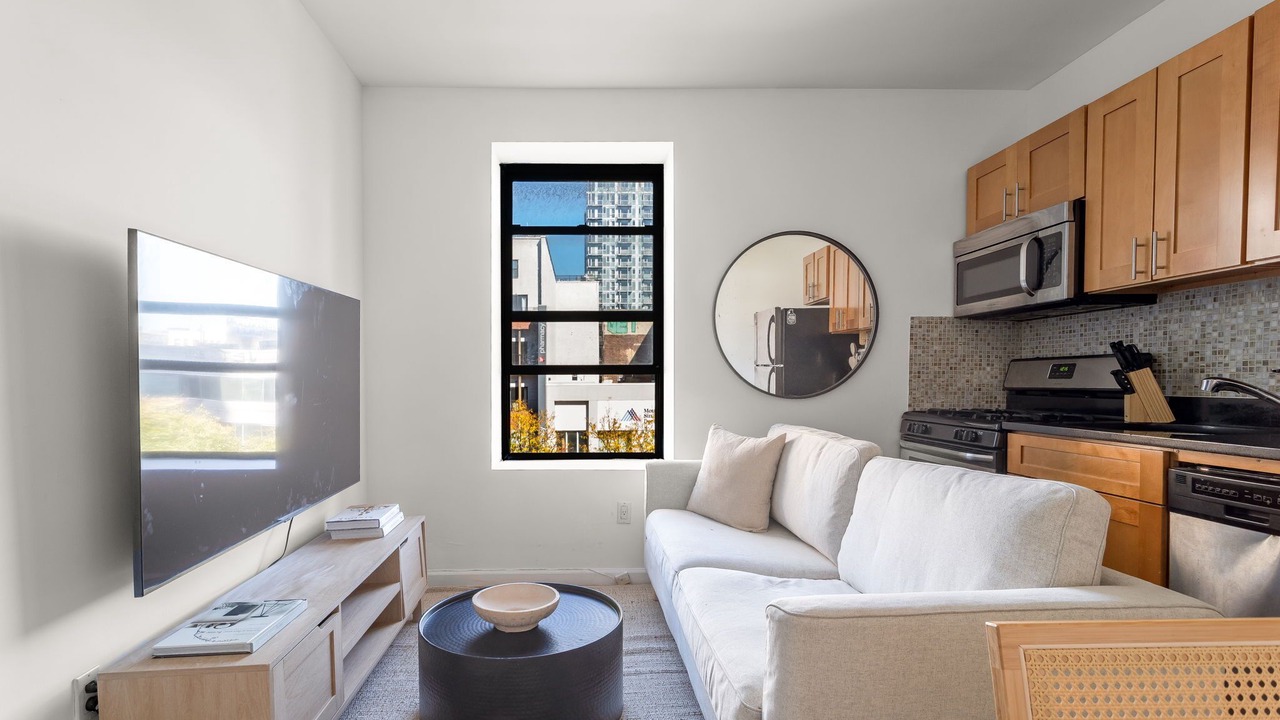 Photo of Livingroom in Chinatown