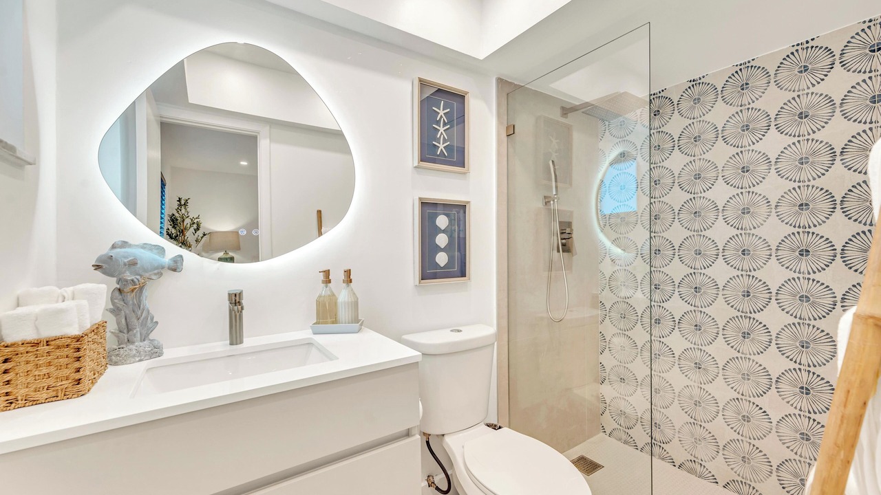 Photo of Bathroom in Plantation