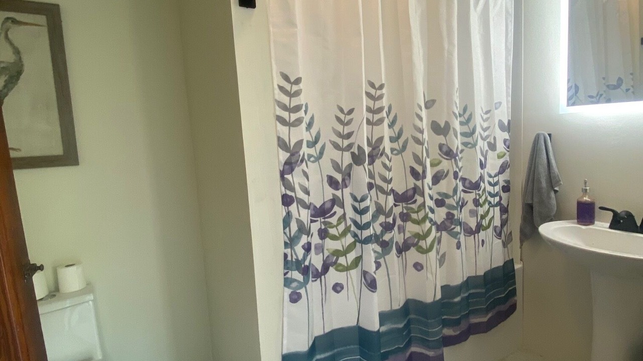 Photo of Bathroom in Jay