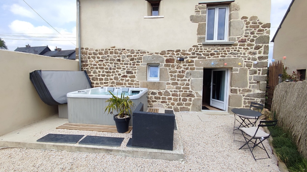 Photo of Patio Balcony in Medreac