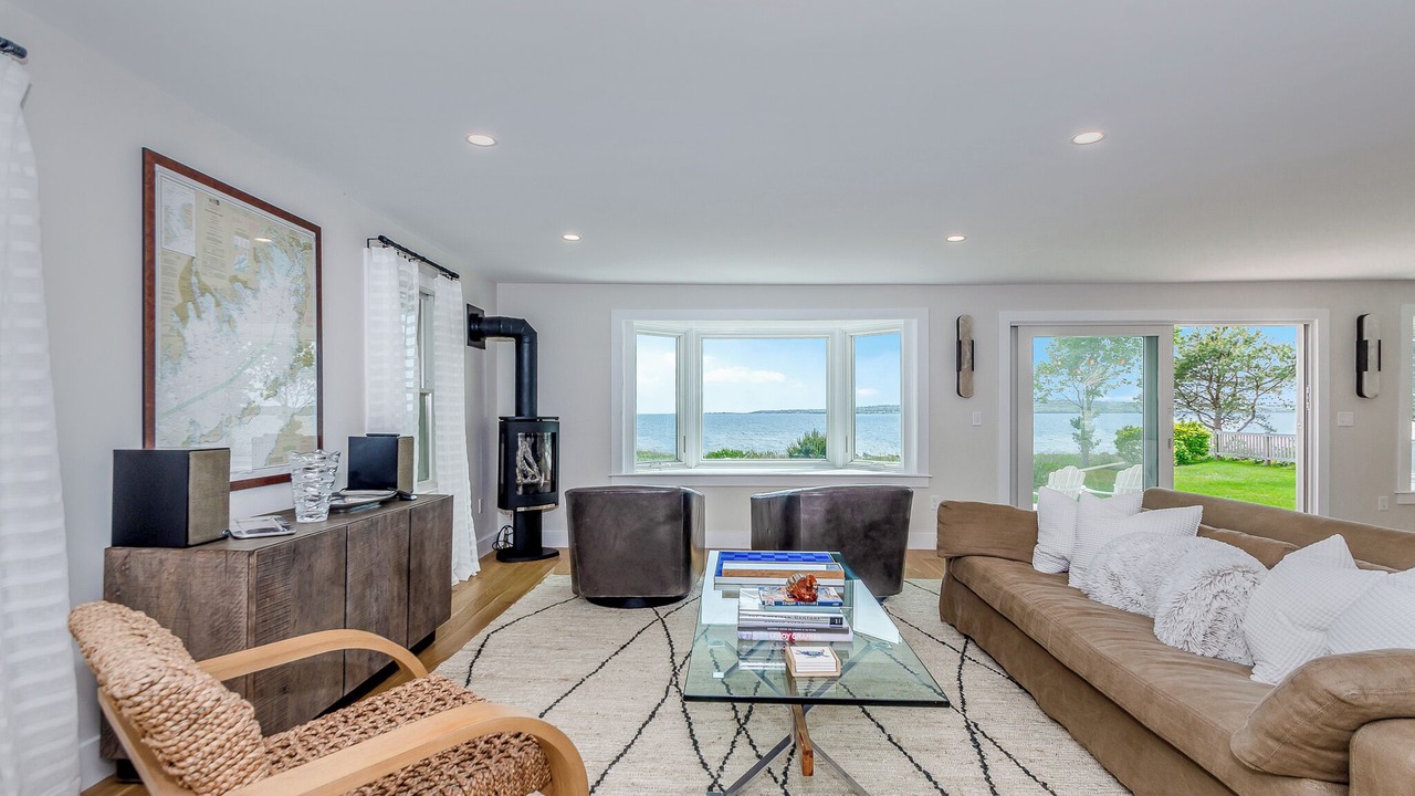 Photo of Livingroom in Wareham
