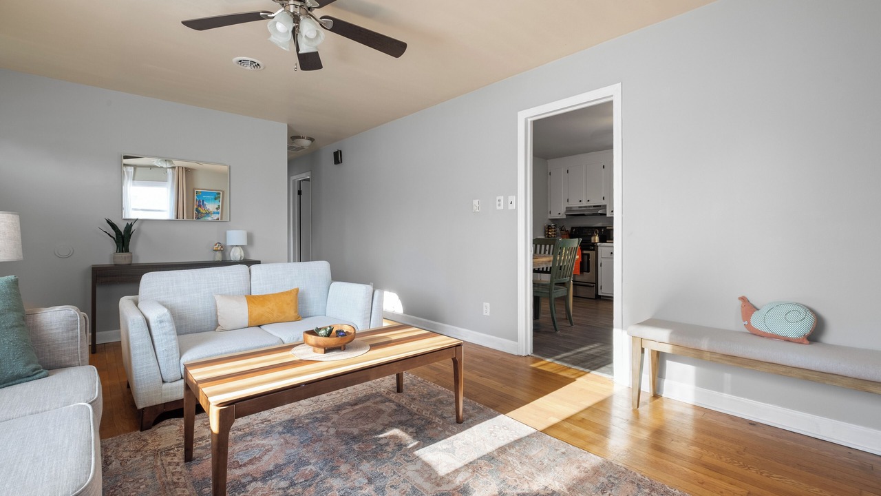 Photo of Livingroom in Highland Springs