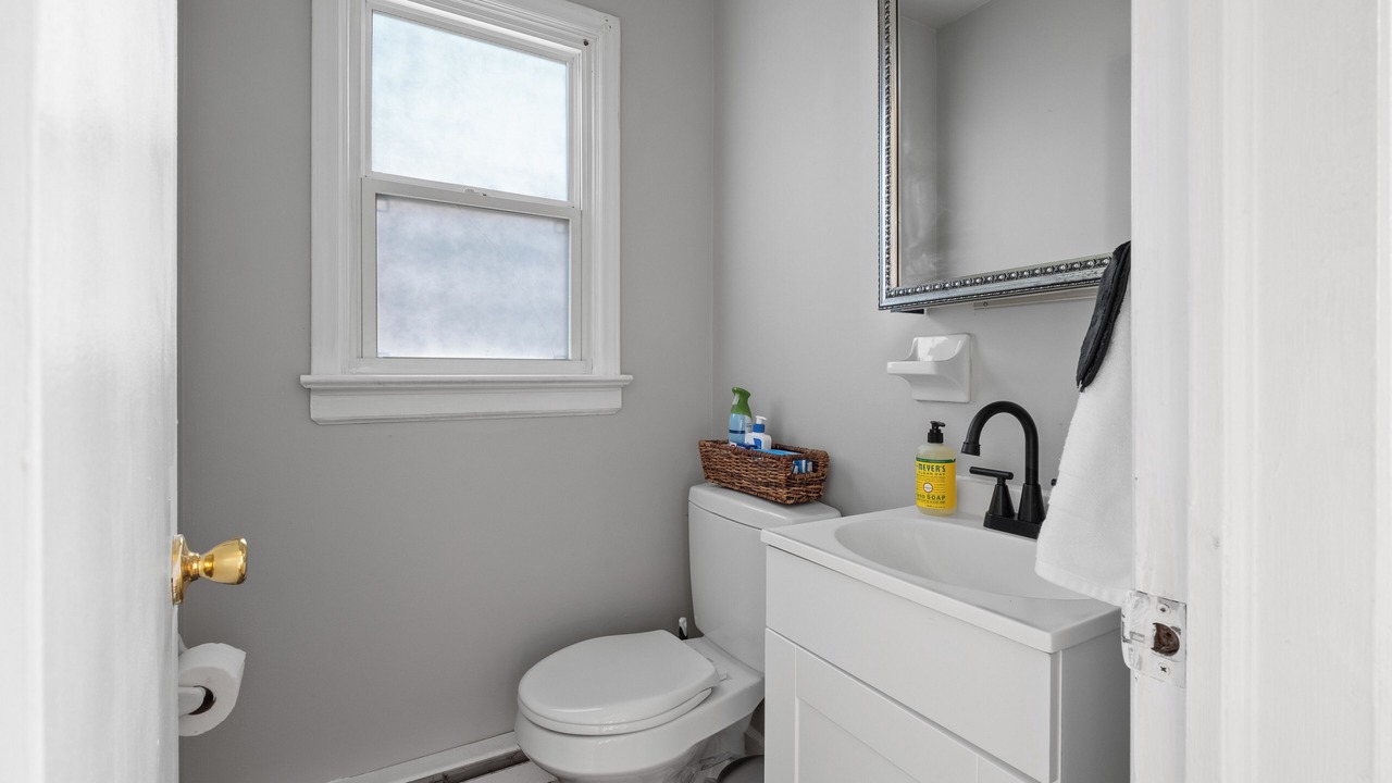 Photo of Bathroom in Highland Springs