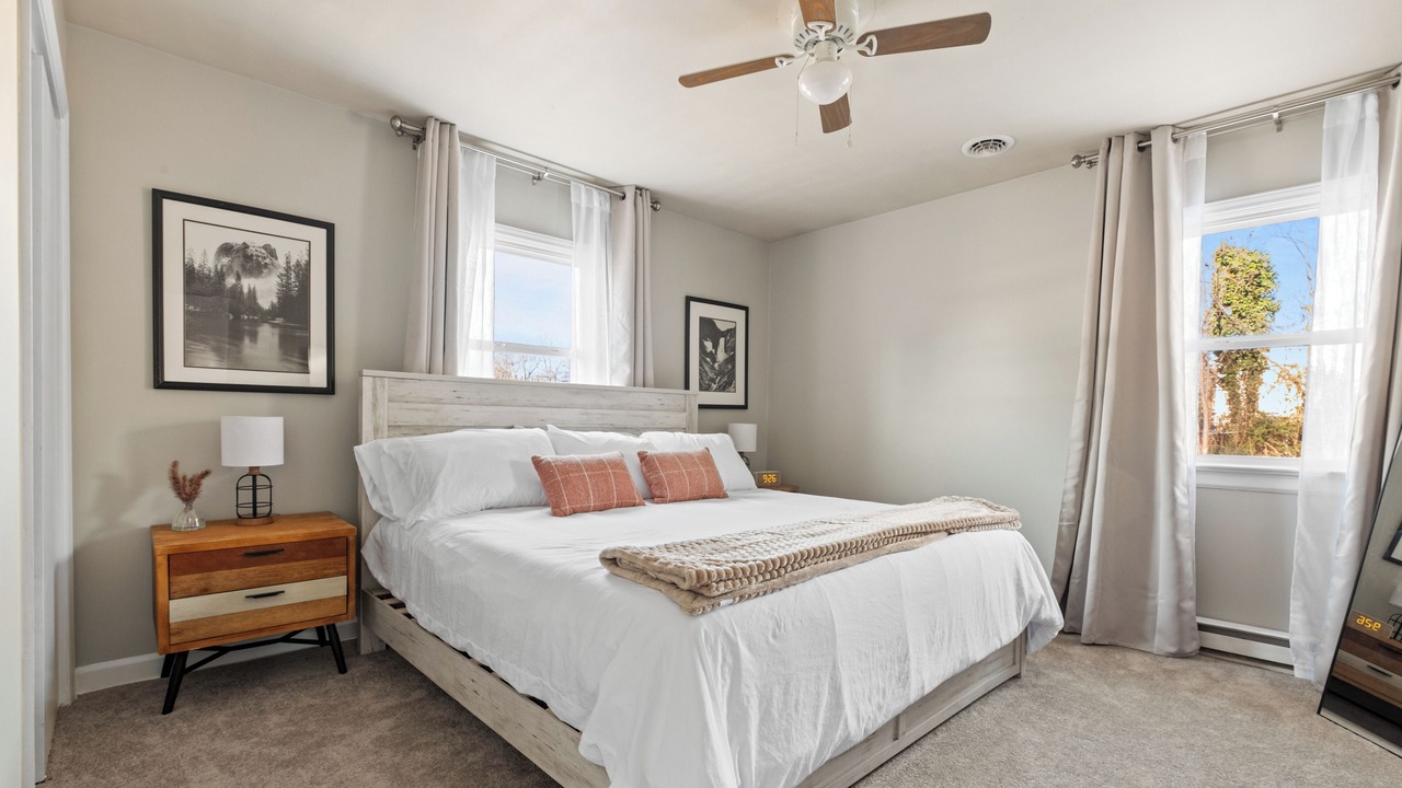 Photo of Bedroom in Highland Springs