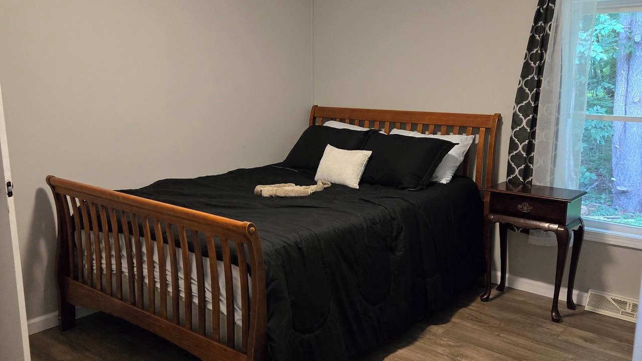 Photo of Bedroom in Laurens