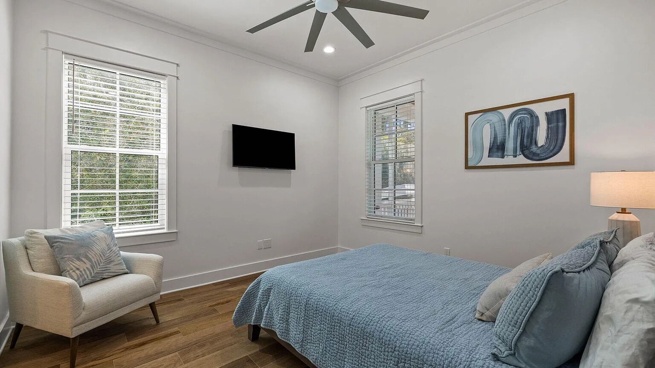 Photo of Bedroom in Seacrest