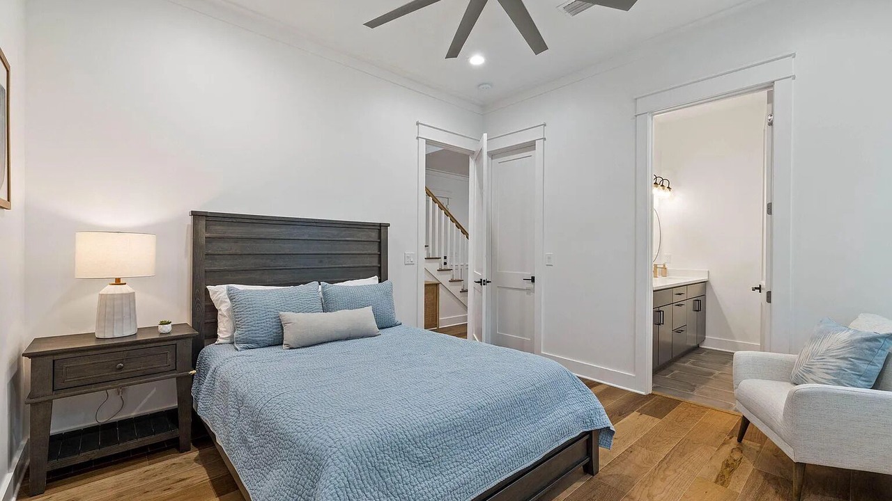 Photo of Bedroom in Seacrest