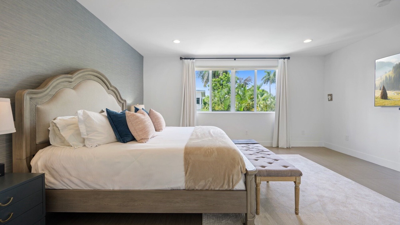 Photo of Bedroom in North Bay Village