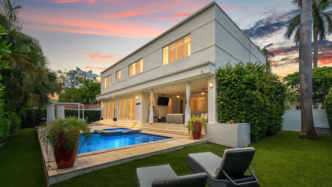 Photo of Outdoor in North Bay Village
