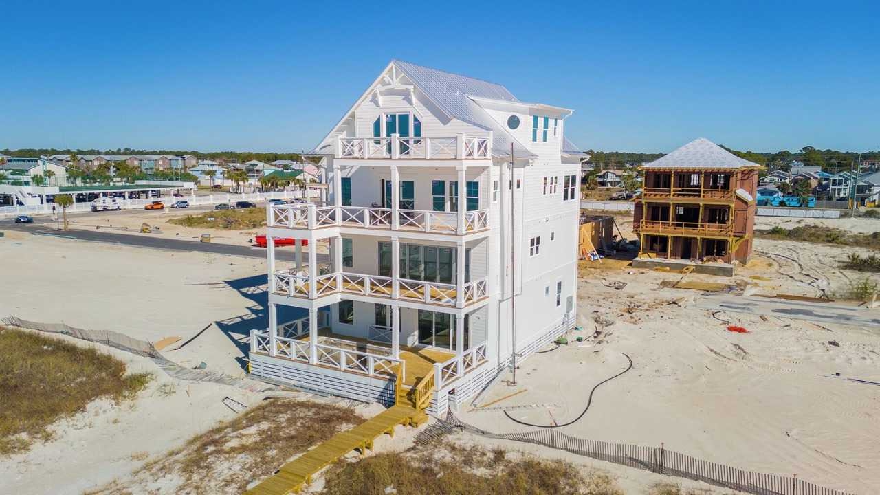 Photo of Outdoor in Biltmore Beach