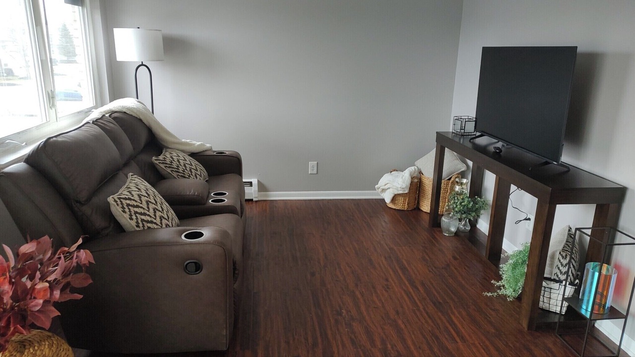 Photo of Livingroom in Williamsville