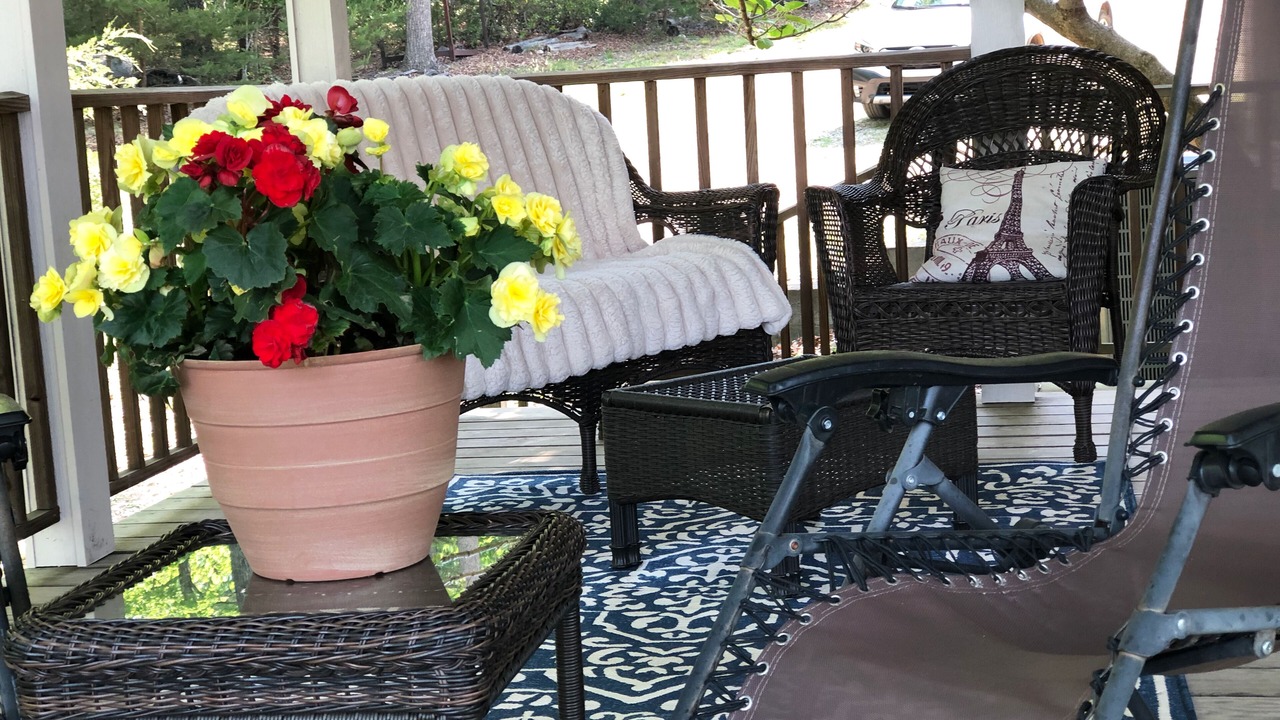 Photo of Patio Balcony in Buckingham