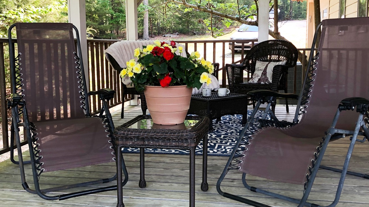 Photo of Patio Balcony in Buckingham