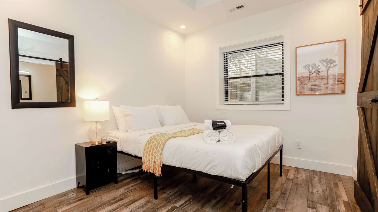 Photo of Bedroom in Chic's Beach