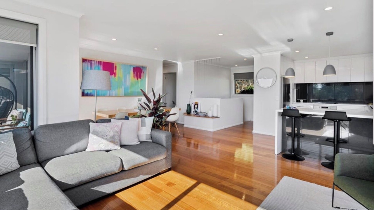 Photo of Livingroom in Sandy Bay