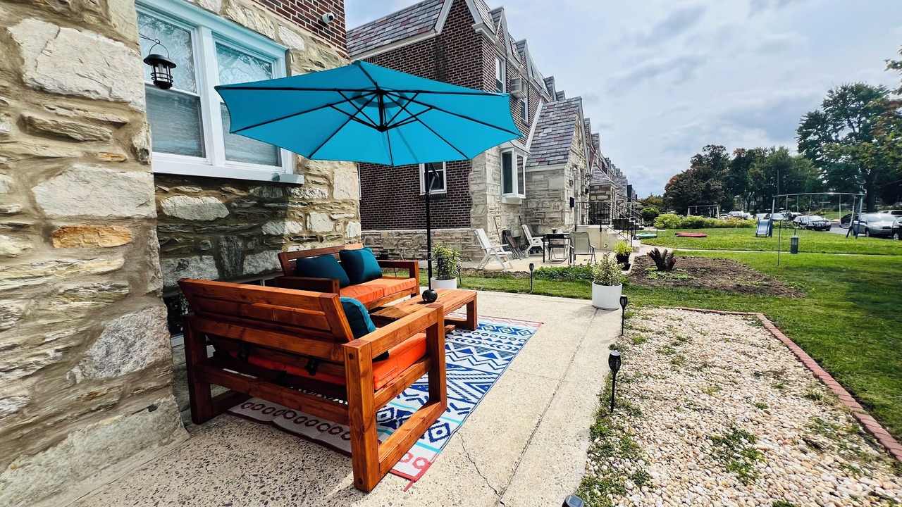 Photo of Patio Balcony in Foxcroft Square