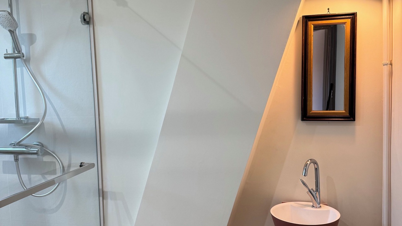 Photo of Bathroom in Dinan