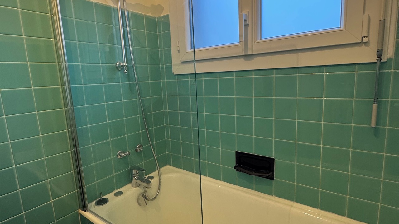 Photo of Bathroom in Dinan