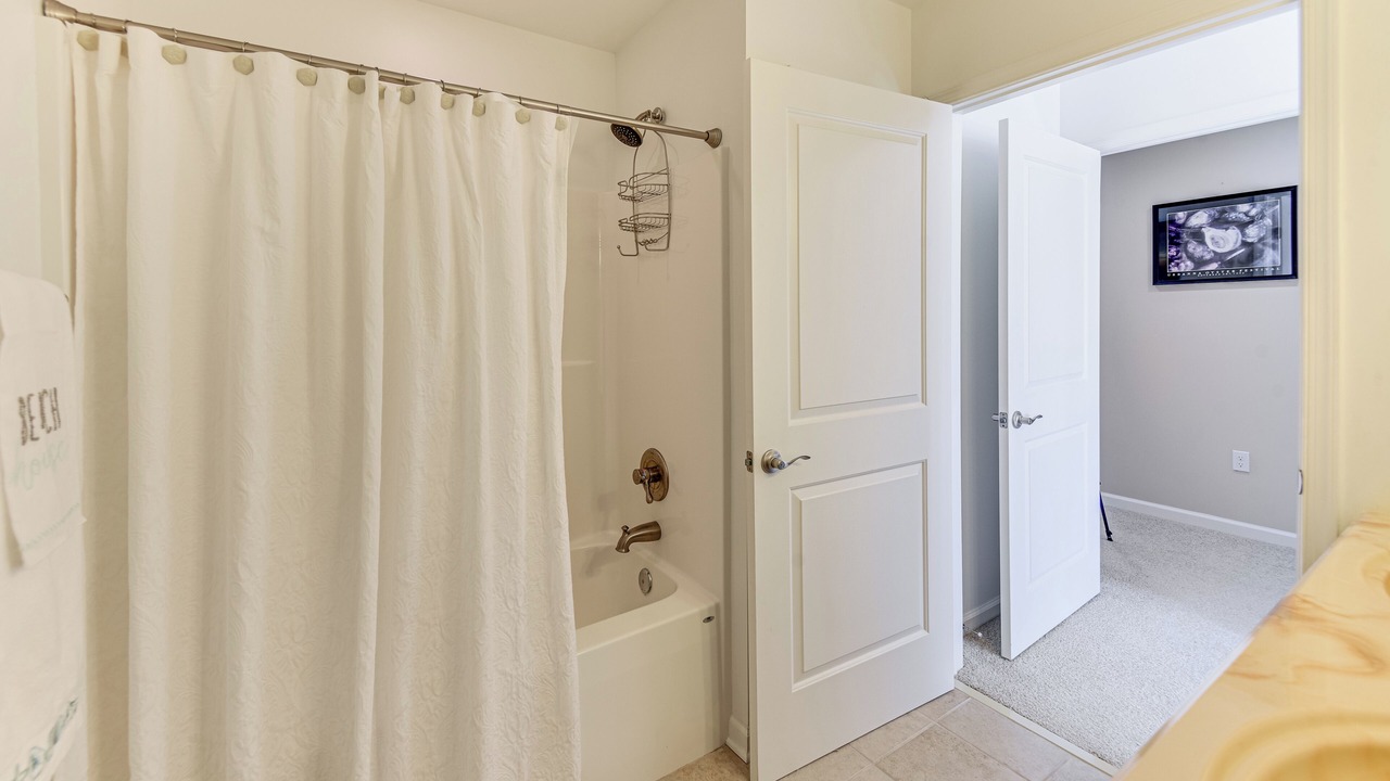 Photo of Bathroom in Windmill Point