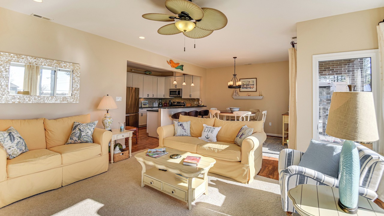 Photo of Livingroom in Windmill Point