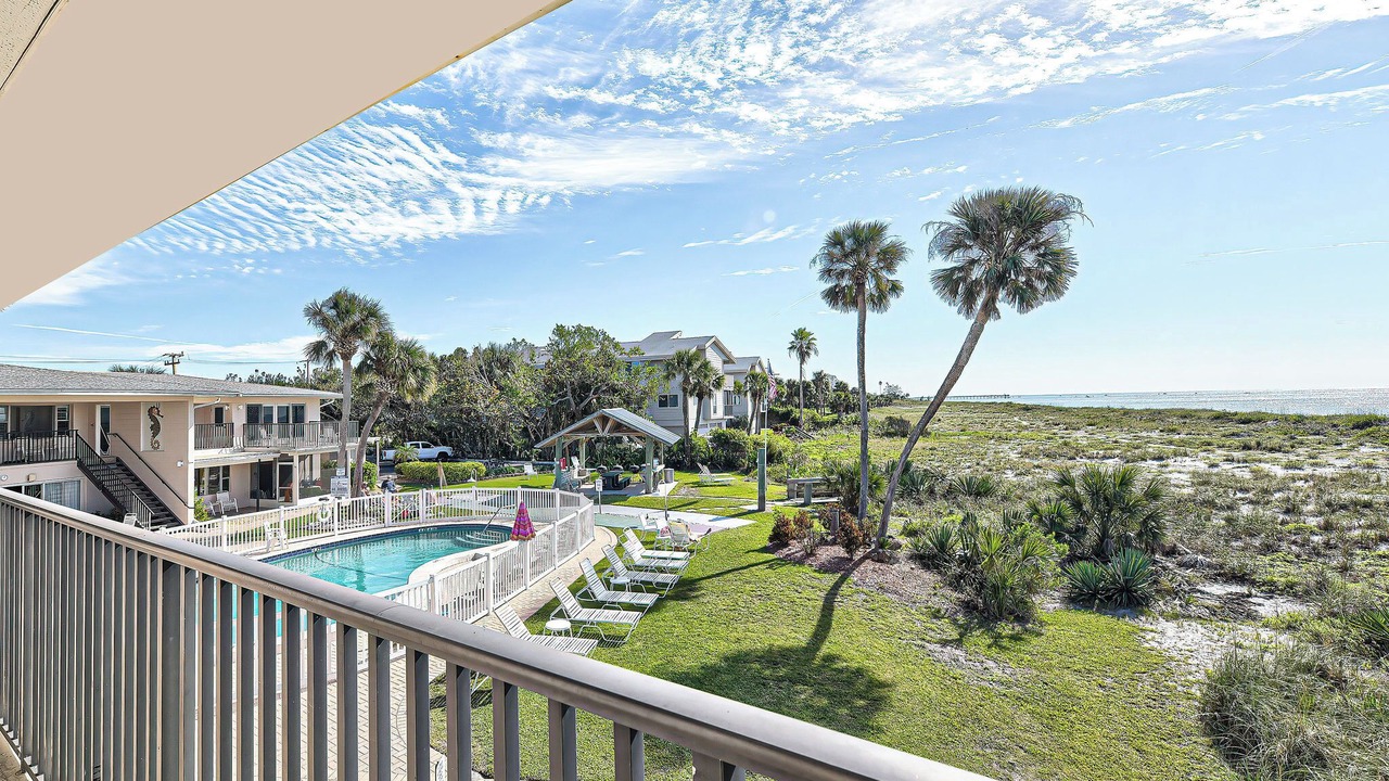 Photo of Outdoor in Golden Beach