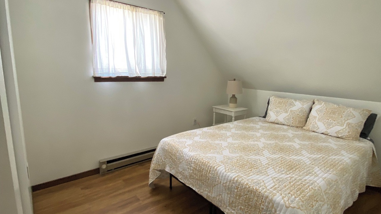 Photo of Bedroom in Dexter