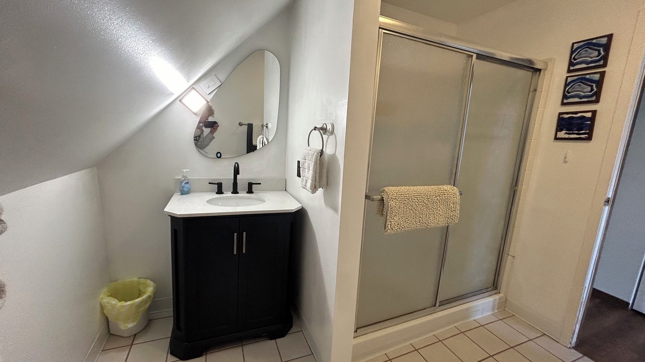 Photo of Bathroom in Dexter