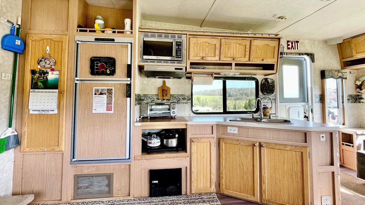 Photo of Kitchen in Farmersville Station