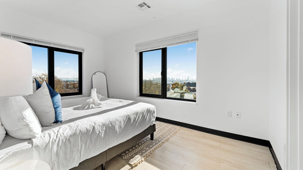 Photo of Bedroom in Everett