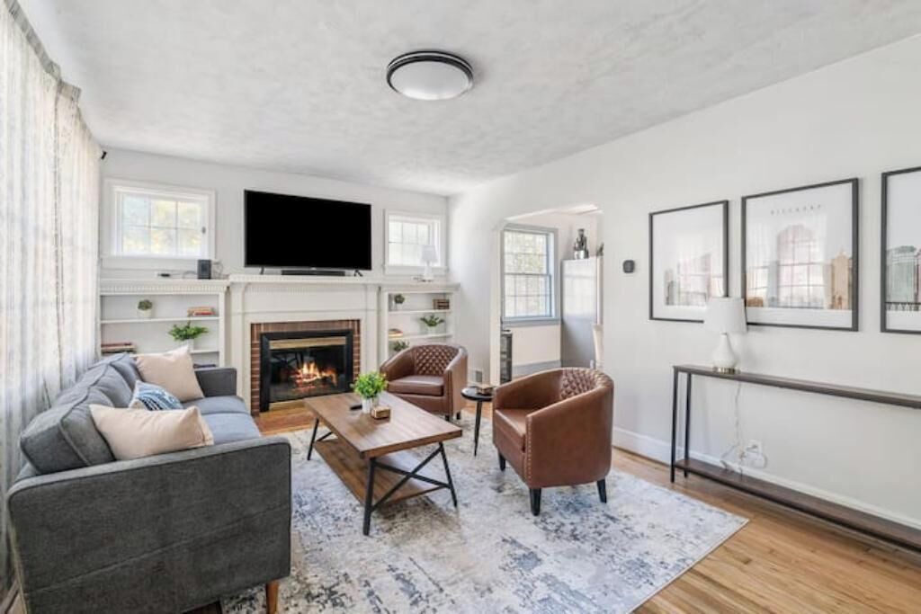 Photo of Livingroom in Glen Allen